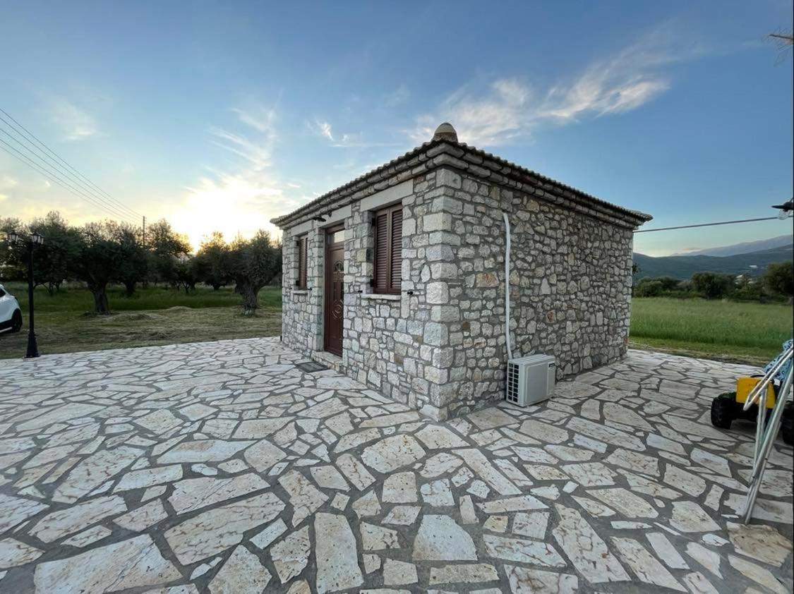 Apartmán Πετρόχτιστο Διαμέρισμα Loggos Exteriér fotografie